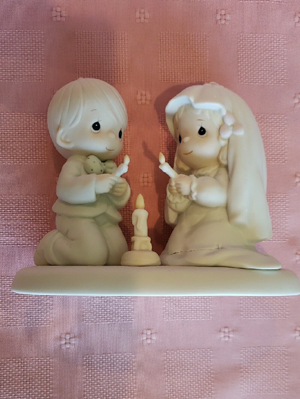 Precious Moments Wedding "The Lord is Your Light to Happiness" - Picture 2 of 5